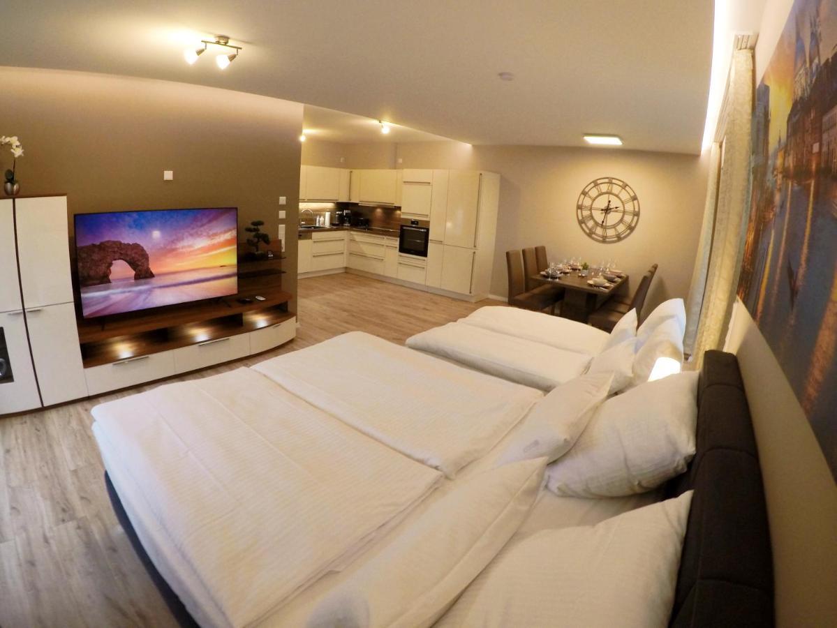 -Neubau- 68 Qm 2-Zimmer-Wohnung フルダ エクステリア 写真